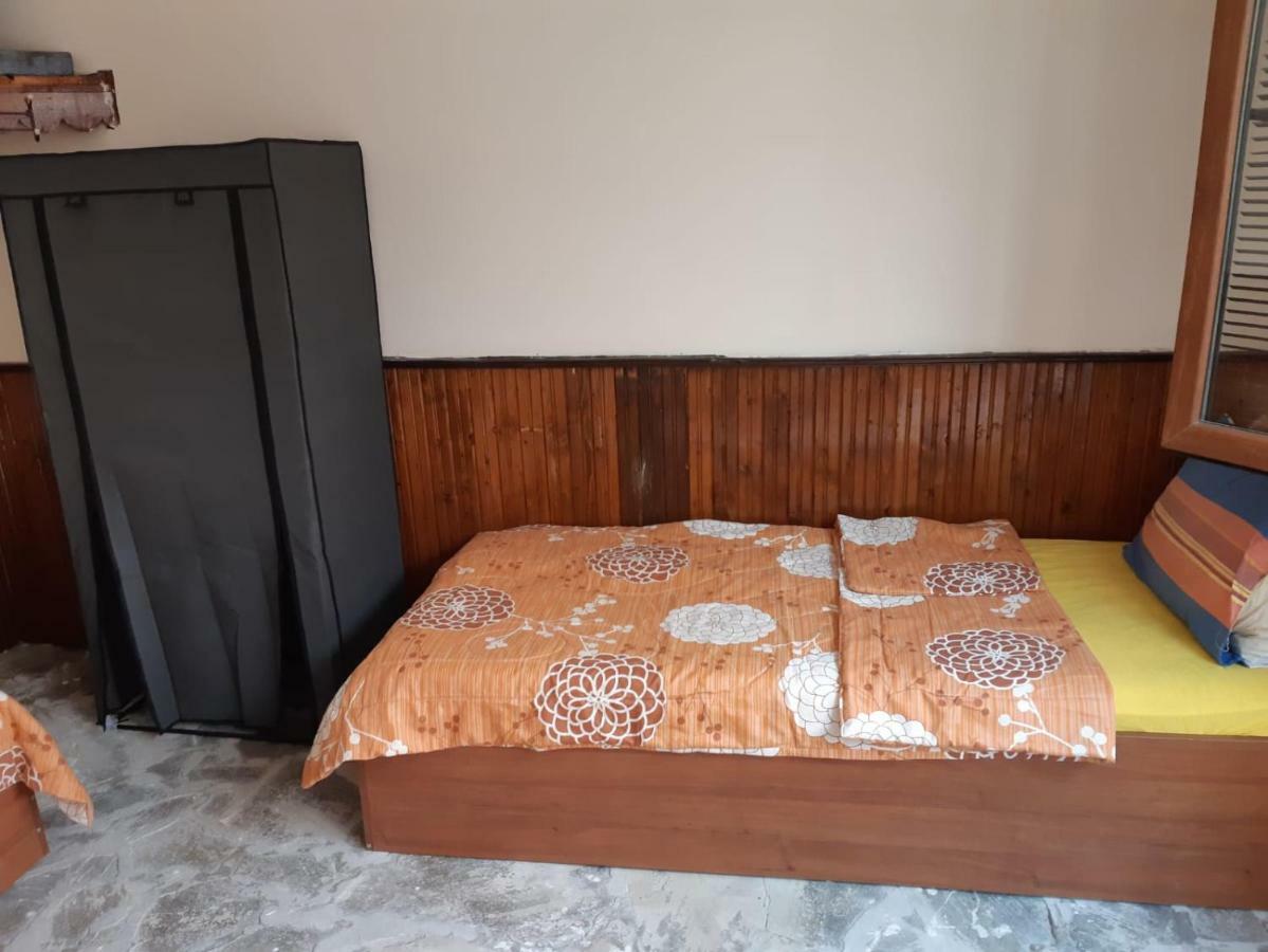 Byala Kista Apart Isperikh Exterior foto